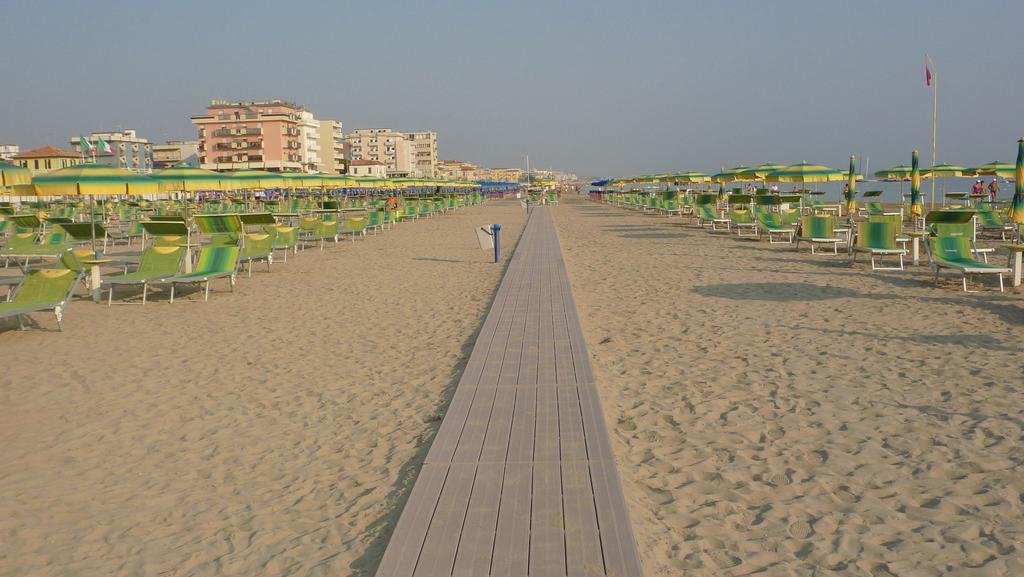 Hotel Samoa Rimini Exteriör bild