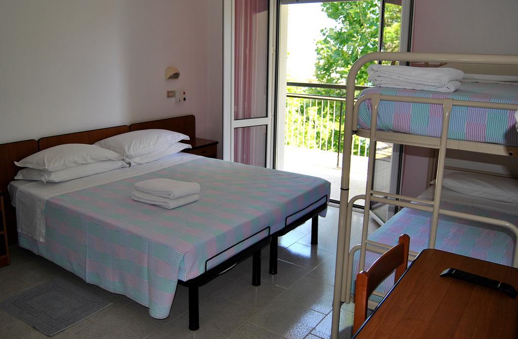 Hotel Samoa Rimini Exteriör bild