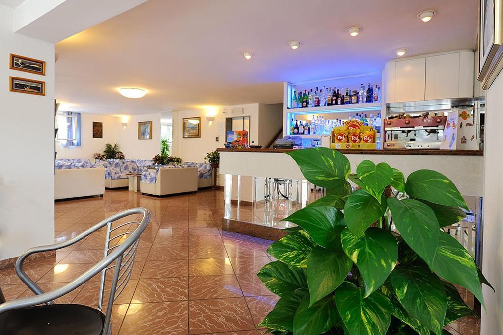 Hotel Samoa Rimini Exteriör bild