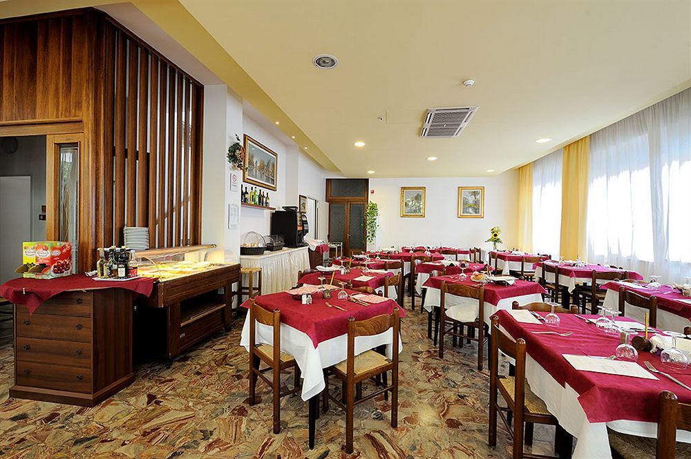 Hotel Samoa Rimini Exteriör bild