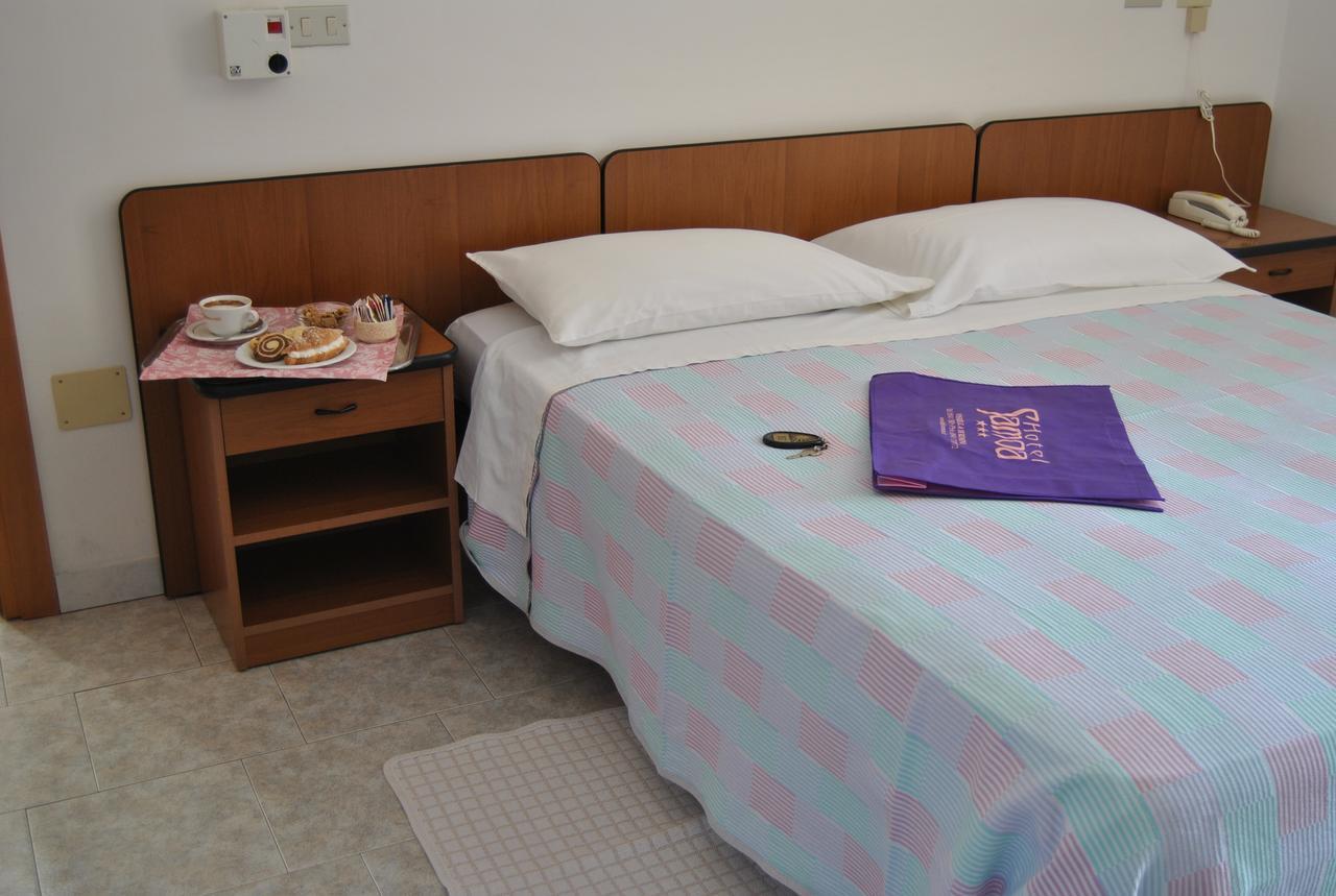 Hotel Samoa Rimini Rum bild